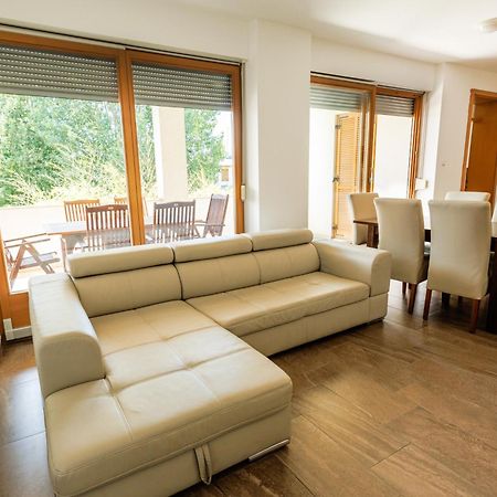 Jacht Apartmanok Balatonfured Exterior photo